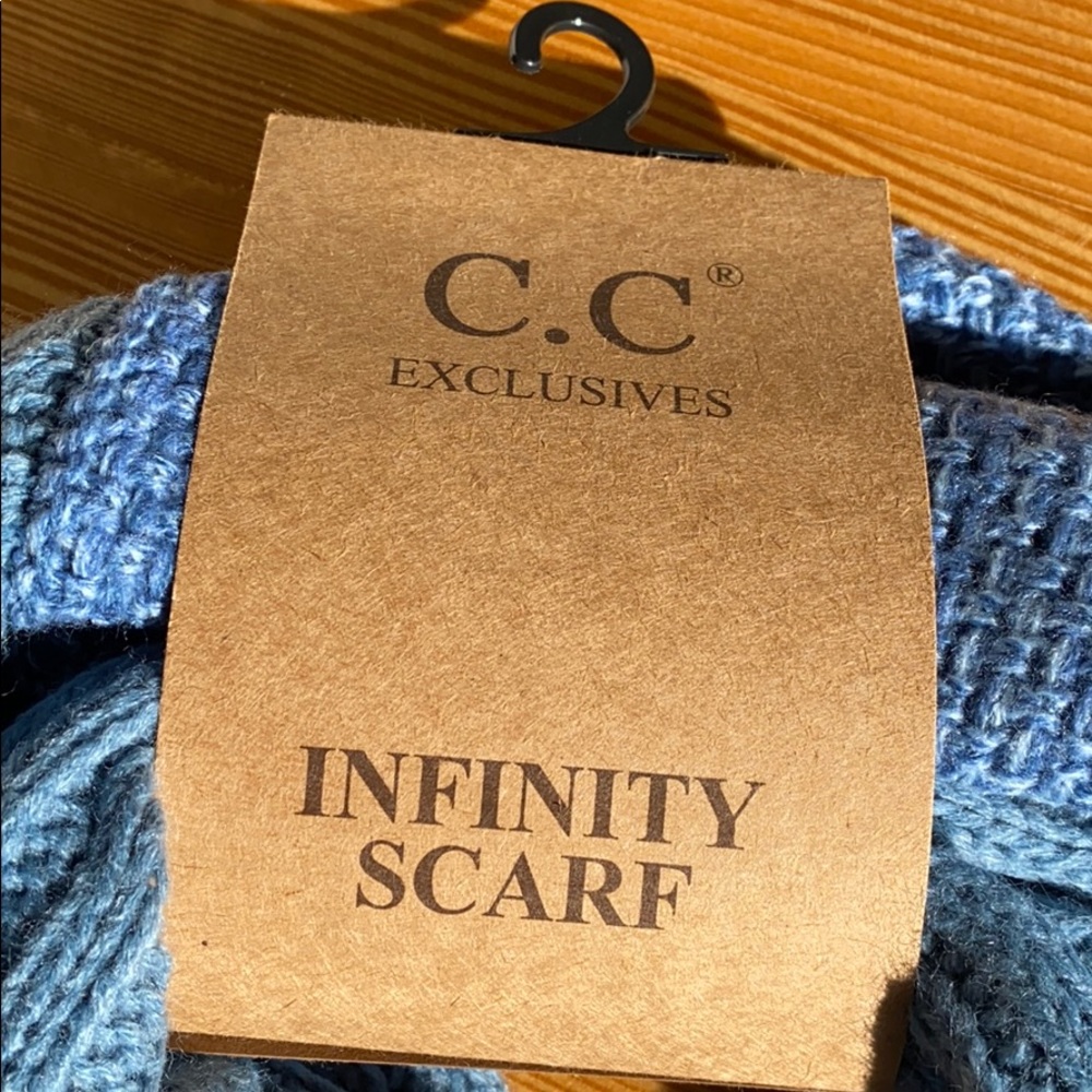 Infinity scarf - Picture 2 of 4
